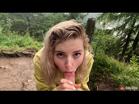 ❤️ Ragazza ingoia lo sperma dopo un pompino in pubblico - Eva Elfi Pornoal it.hentaisaturn.ru ❤️